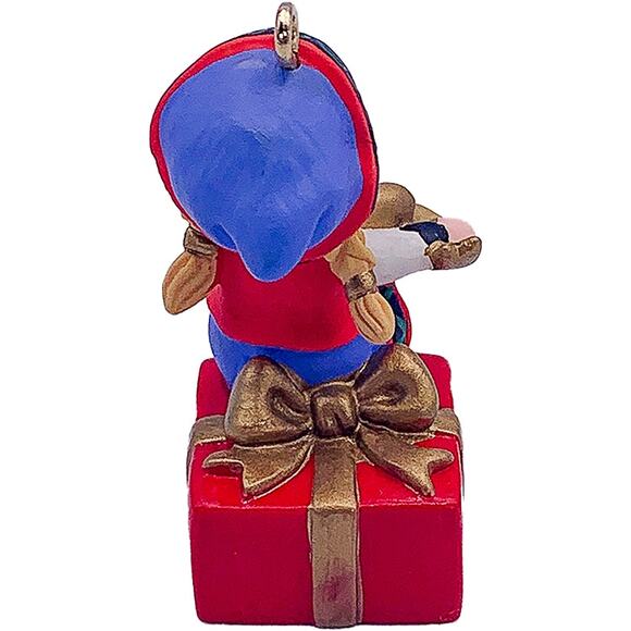 2002 Hallmark Keepsake Curius the Elf Collector's Club Christmas Ornament in Box - Picture 5 of 6